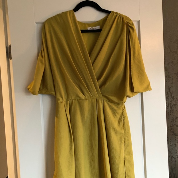 BCBGGénération Dress - Picture 2 of 3